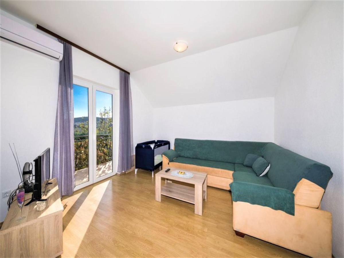 Apartment Sensa โตรกีร์ ภายนอก รูปภาพ
