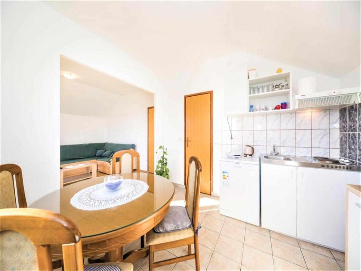 Apartment Sensa โตรกีร์ ภายนอก รูปภาพ